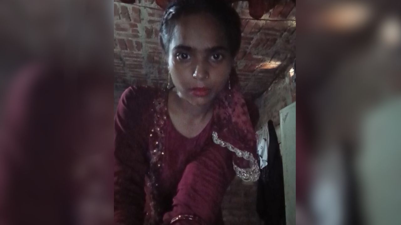 Moradabad Crime News: युवती के सुसाइड का वीडियो हुआ वायरल, पिता ने लगाया हत्या का आरोप Moradabad Crime News: युवती के सुसाइड का वीडियो हुआ वायरल, पिता ने लगाया हत्या का आरोप