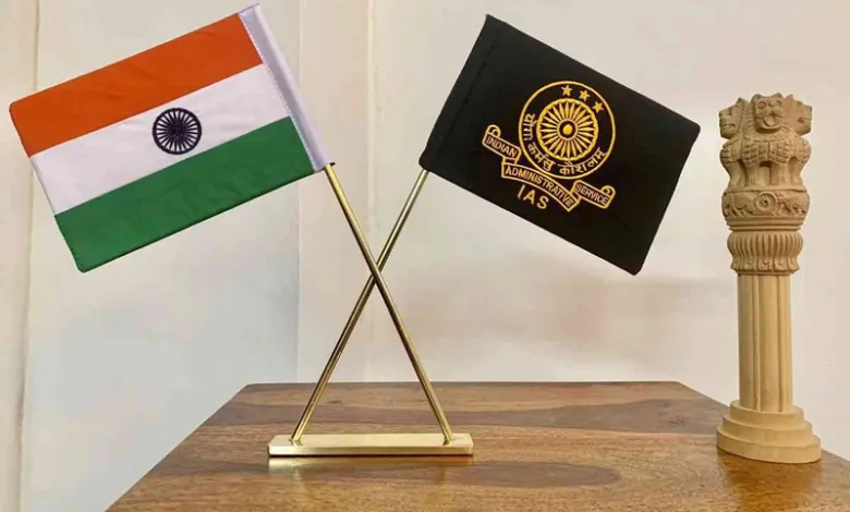 Bureaucracy: IAS आशीष वछानी और एमएस श्रीकर PMO में अपर सचिव नियुक्त, LIC को मिले MD