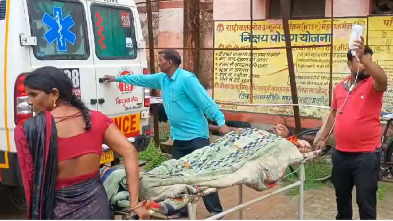 Maharajganj News: महराजगंज में अचानक ये क्या हुआ? गांव में मचा हड़कंप