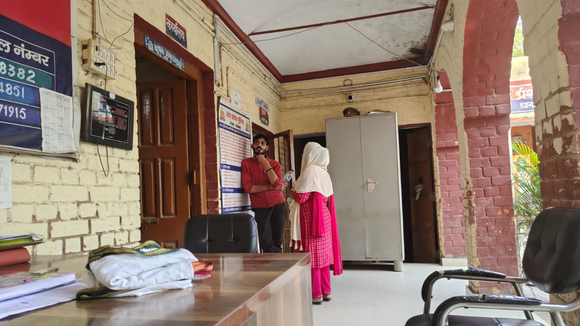 Gorakhpur News: प्रेम के चक्कर में छोड़ा परिवार, नसबंदी कराई, फिर प्रेमी ने भी दिया धोखा