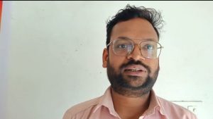 श्रमिक (सोर्स- रिपोर्टर)