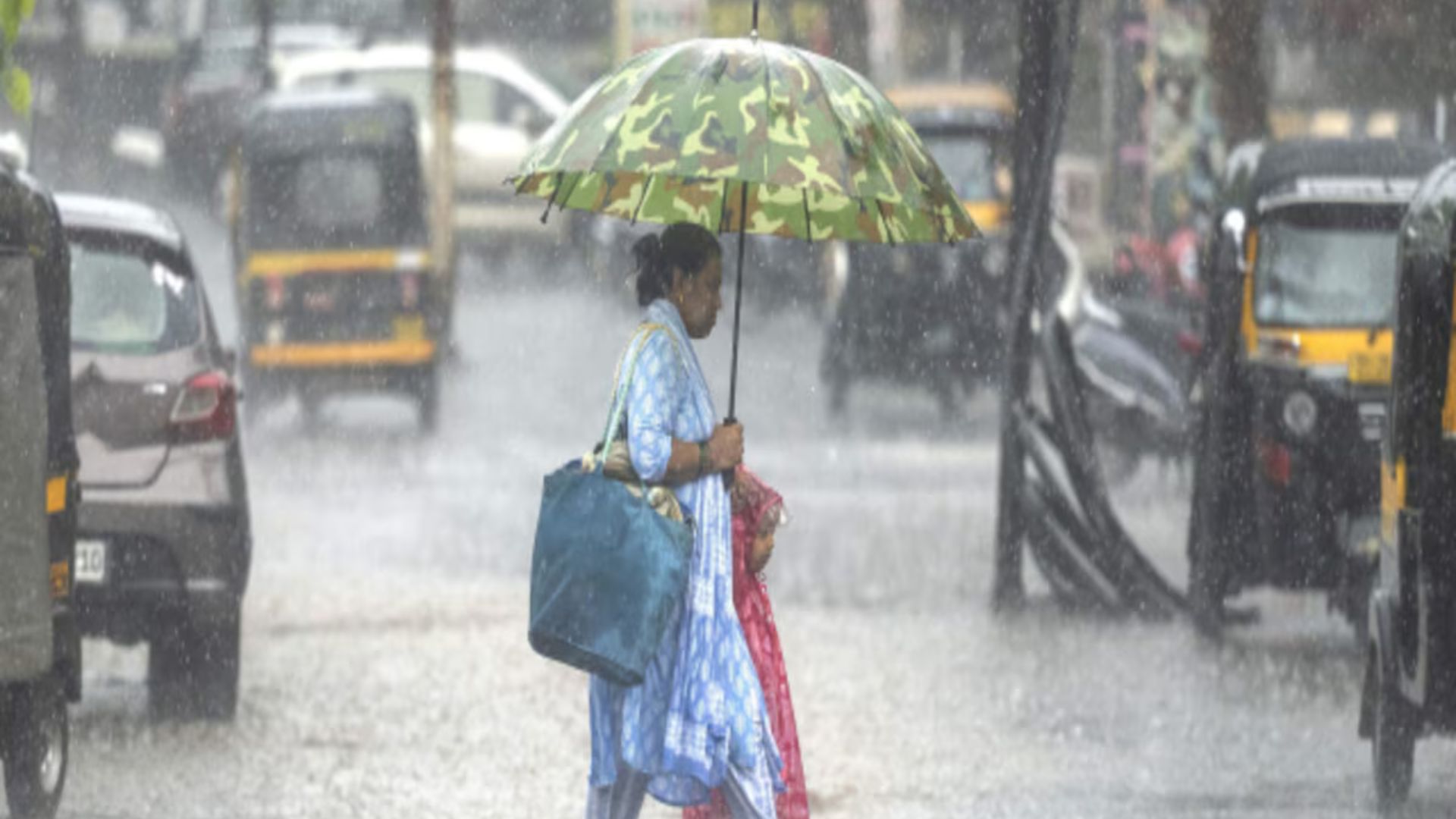 Weather Update: यूपी में आंधी-बारिश से भारी नुकसान, 60 की चली गई जान, जानिए आज कितनी जगह अलर्ट