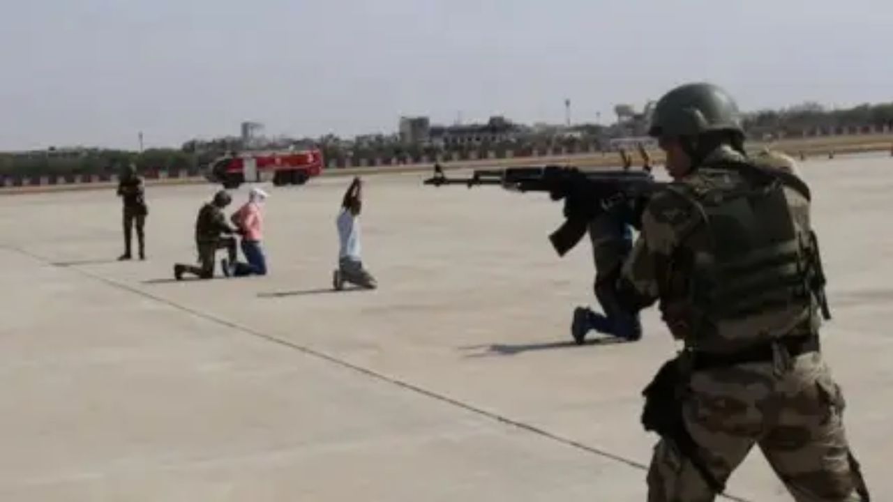 List of Mock drill districts: जानिए कल कैसे होगी पूरे देश में मॉक ड्रिल, देखें 244 जिलों की पूरी लिस्ट – यूपी, दिल्ली, बिहार समेत