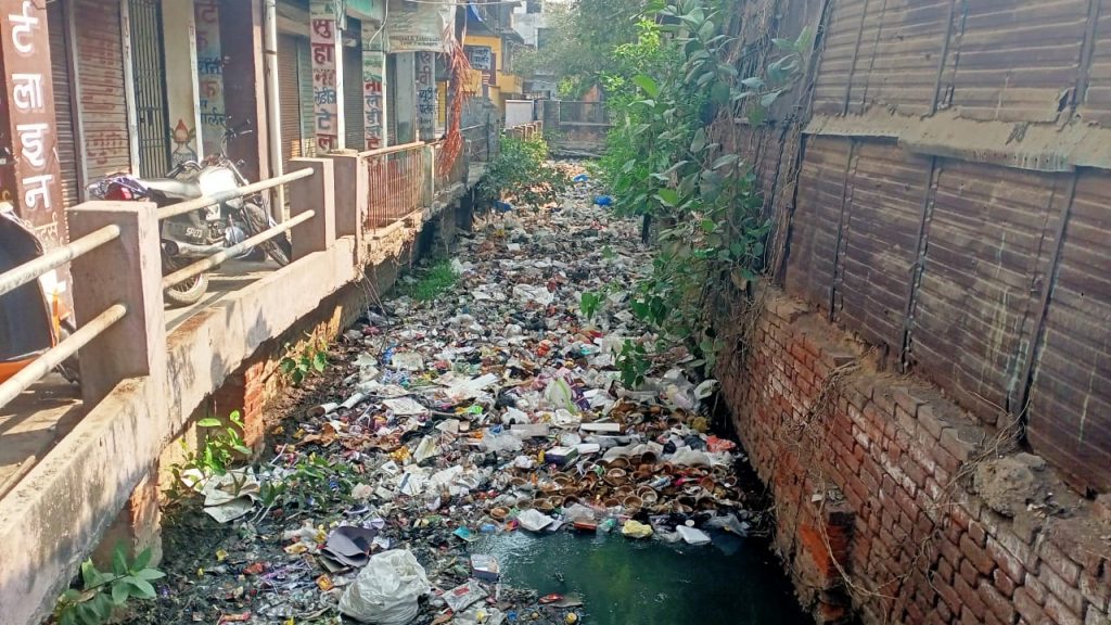नगर पालिका परिषद ने काम में लापरवाही बरती