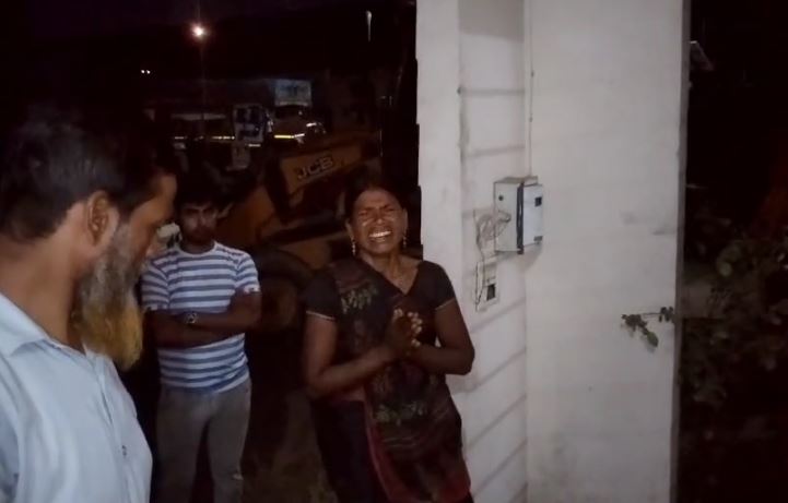 परिजनों ने प्रशासन से लगाई न्याय की गुहार 