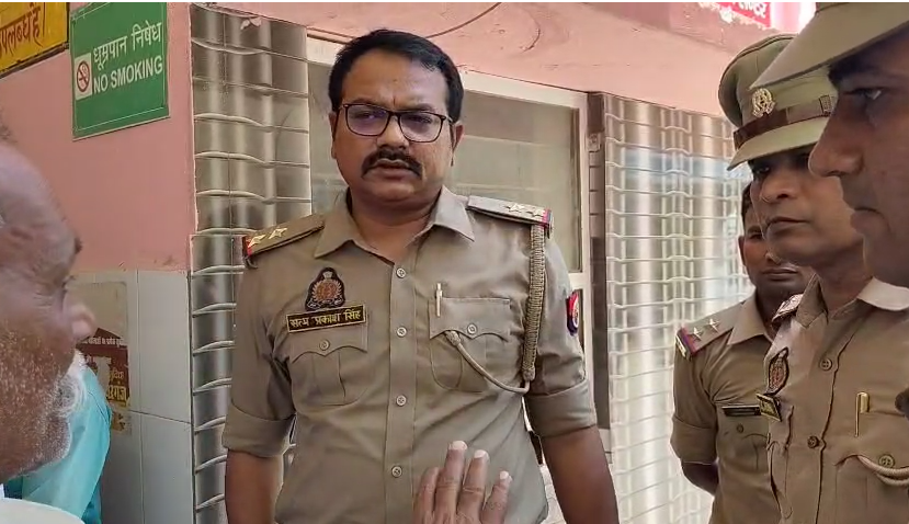 महराजगंज थाना अध्यक्ष सत्य प्रकाश सिंह 