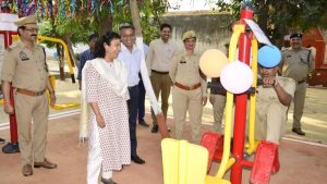 एक्सरसाइज करते हुए लोग (सोर्स- रिपोर्टर)