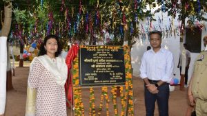 एक्सरसाइज करते हुए लोग (सोर्स- रिपोर्टर)