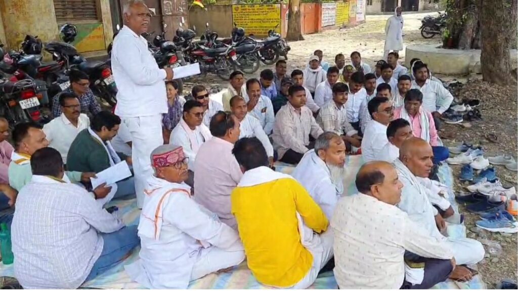 Employees on strike over abolition of posts in irrigation department