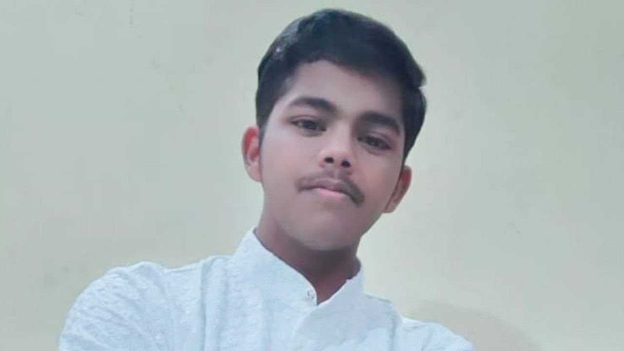 JEE Advanced Result 2025: सोनभद्र के नैतिक जोशी ने IIT में 3207वीं रैंक हासिल कर रचा इतिहास