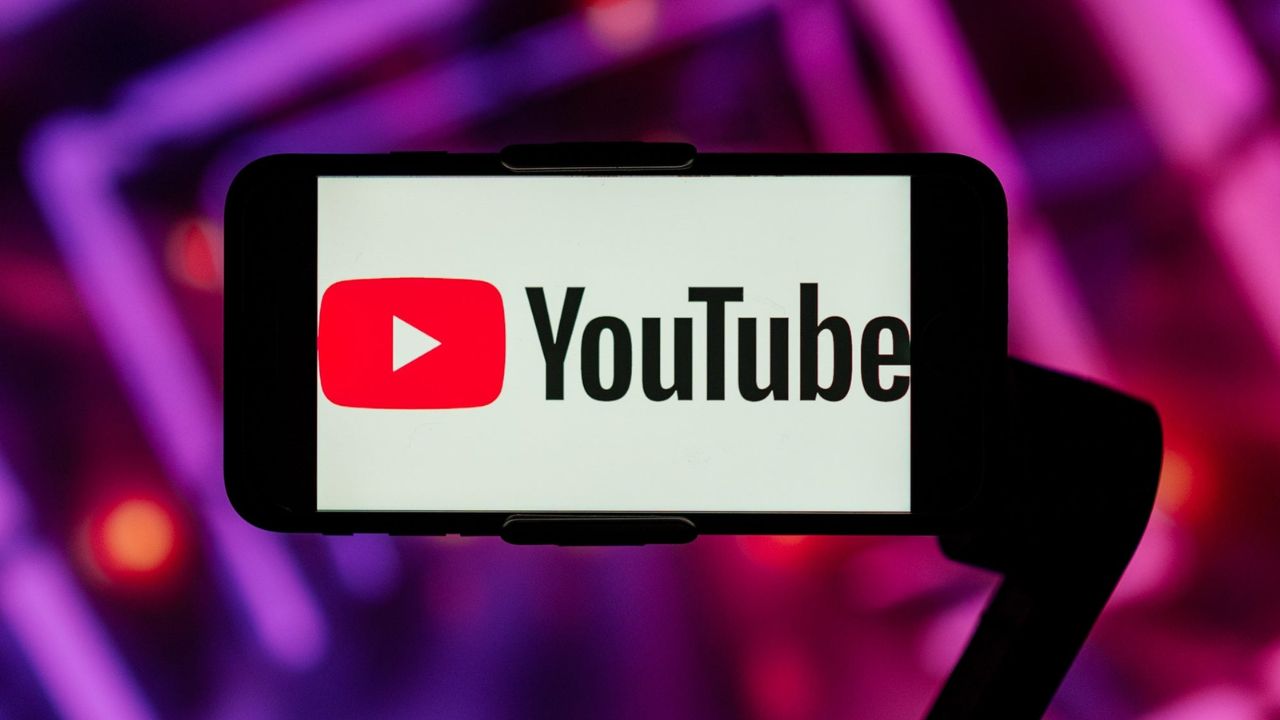 YouTube AI Feature (Source-Internet)