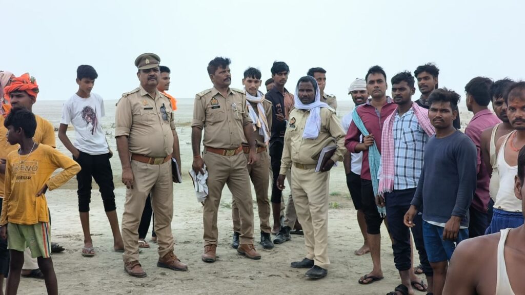 Two friends drowned while bathing in river in Bhadohi