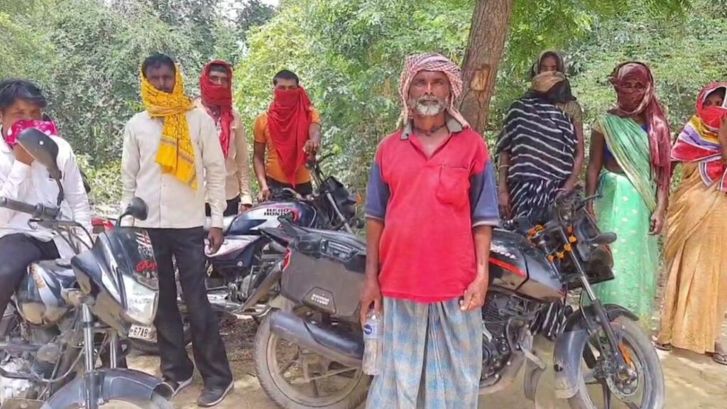 Molestration of MNREGA women in Chandauli