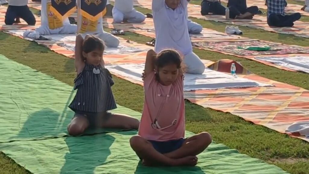 children did yoga