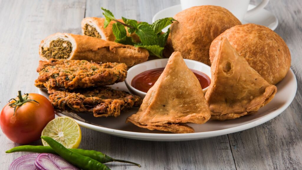 Monsoon Special Snacks (Source-Google)