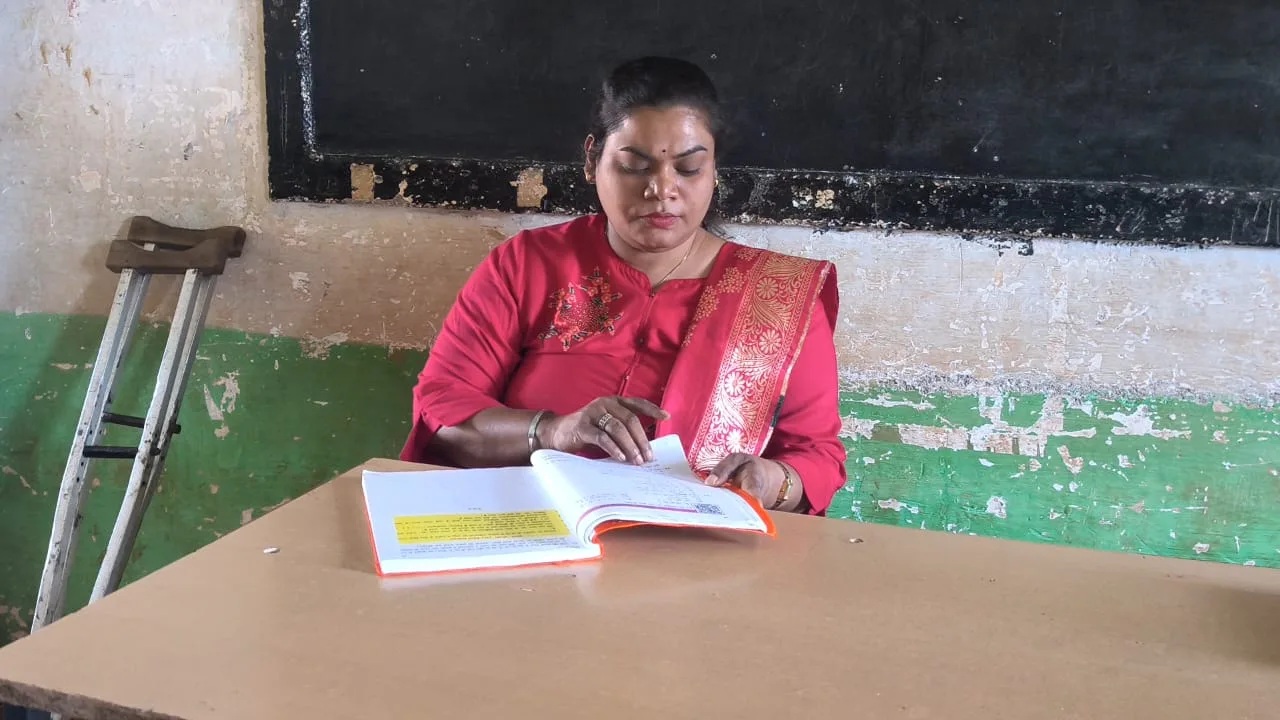 UP Teacher Transfer: यूपी में दिव्यांग शिक्षकों के लिए खुशखबरी, अब ट्रांसफर होगा मनपसंद स्कूल में; जानिए पूरी डिटेल