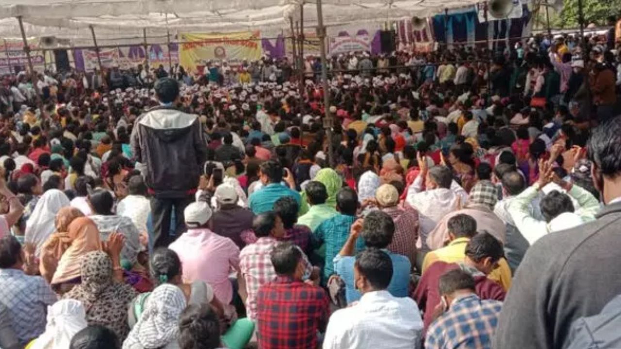 सरकार की नीतियों के खिलाफ उतरा शिक्षक संघ, 31 जुलाई के लिए बनाई खास योजना, जानें पूरा मामला सरकार की नीतियों के खिलाफ उतरा शिक्षक संघ, 31 जुलाई के लिए बनाई खास योजना, जानें पूरा मामला
