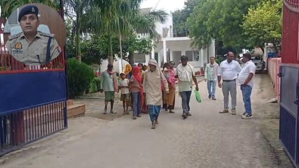 attackers attacked a family in chandauli