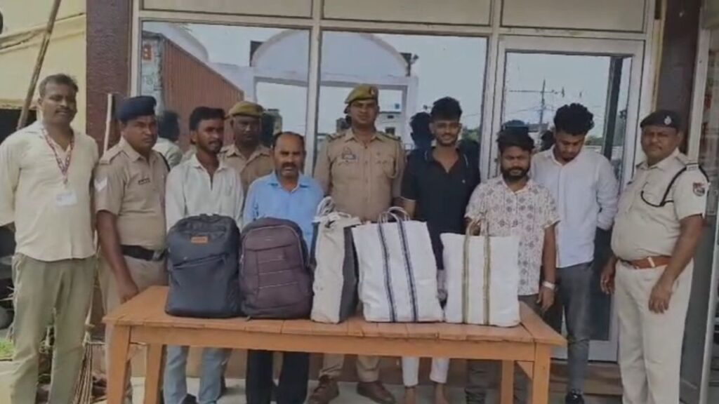 Liquor Smuggling Chandauli