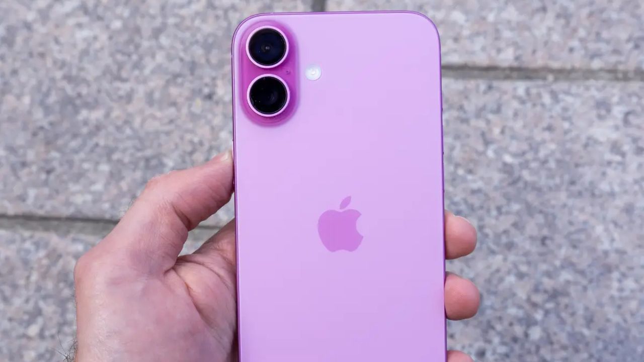 Tech News: iPhone 16 पर धमाकेदार ऑफर, जानें पूरी डील और खरीदने का सही समय