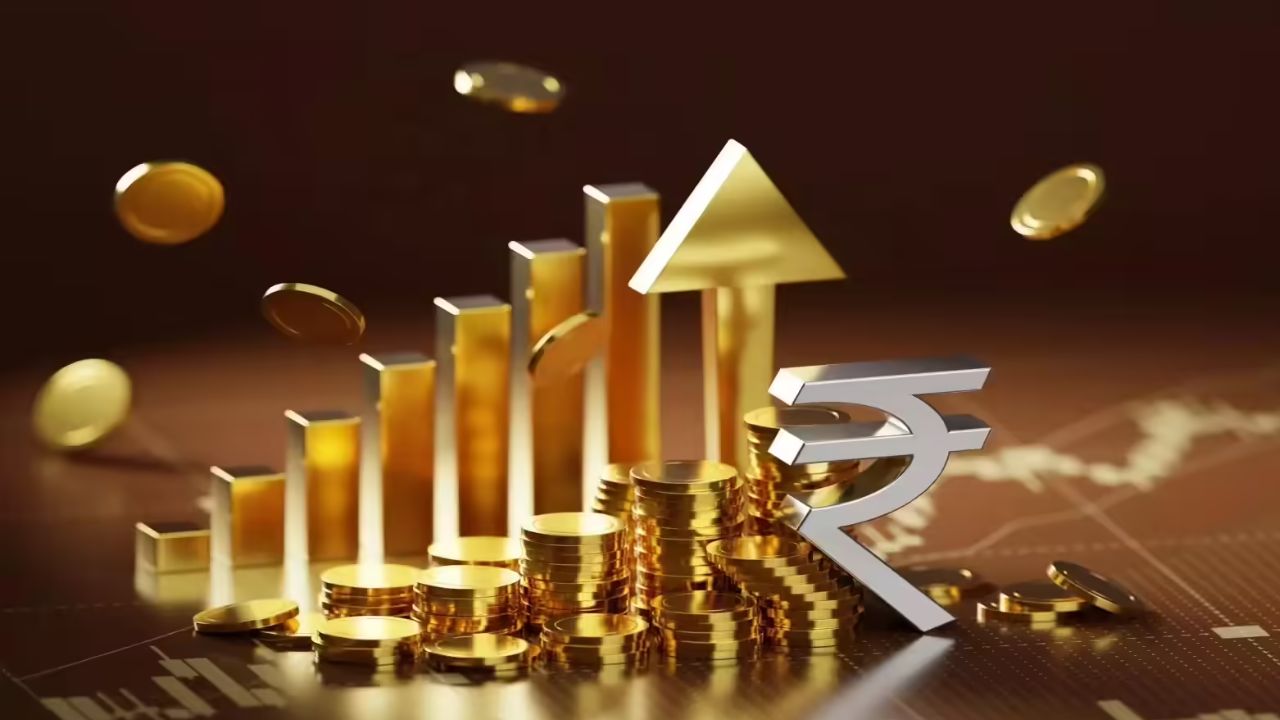 Gold Price: सोने की कीमतों में जबरदस्त उछाल! 6 महीने में 27% महंगा, आगे और तेजी बाकी?