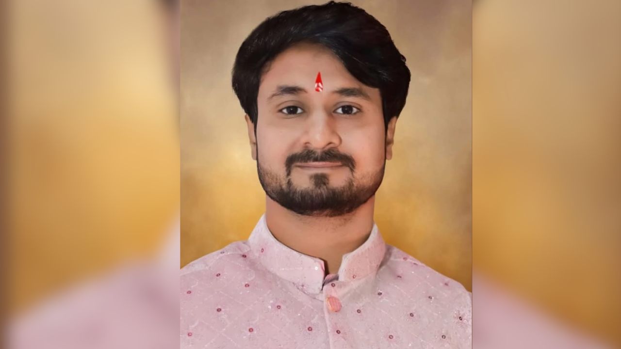 Raja Raghuvanshi Murder Case: इंदौर के राजा रघुवंशी की हत्या स्थल पर परिजनों ने किया श्रद्धांजलि अनुष्ठान, न्याय की लगाई गुहार