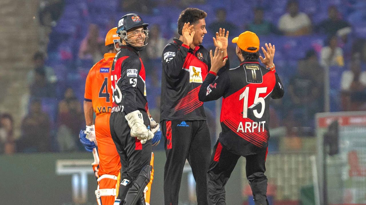 DPL 2025: ईस्ट दिल्ली की रोमांचक मुकाबले में जीत, हार्दिक ने जड़ा अर्धशतक; जानें Points Table का हाल