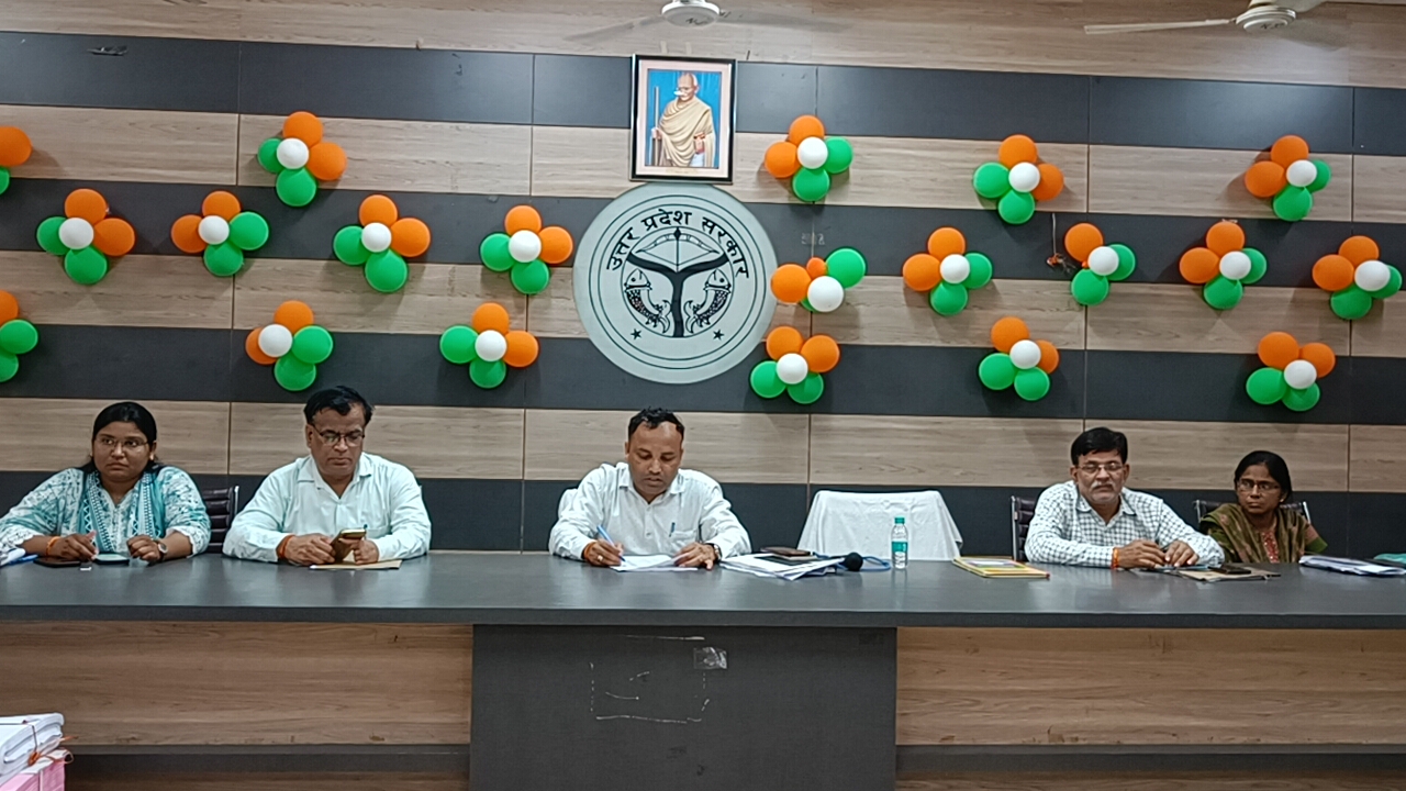 गोरखपुर: विधानसभा 2027 के लिए मतदाता सूची को दुरुस्त करने की कवायद तेज, ईआरओ ने की महत्वपूर्ण बैठक