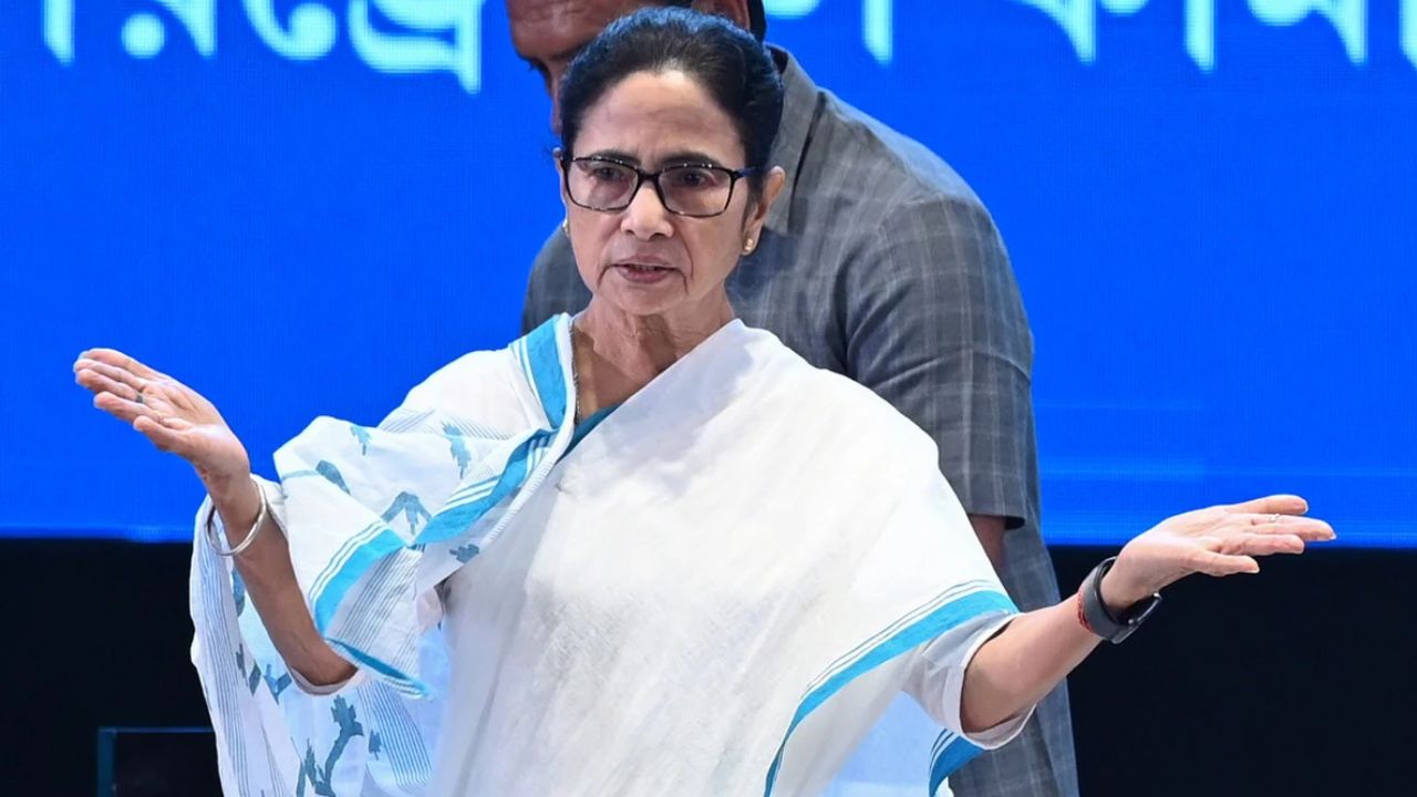 बंगाल में ममता का बड़ा ऐलान: प्रवासी मजदूर करें वापसी… श्रमोश्री योजना के तहत 5000 रुपये भत्ते की घोषणा