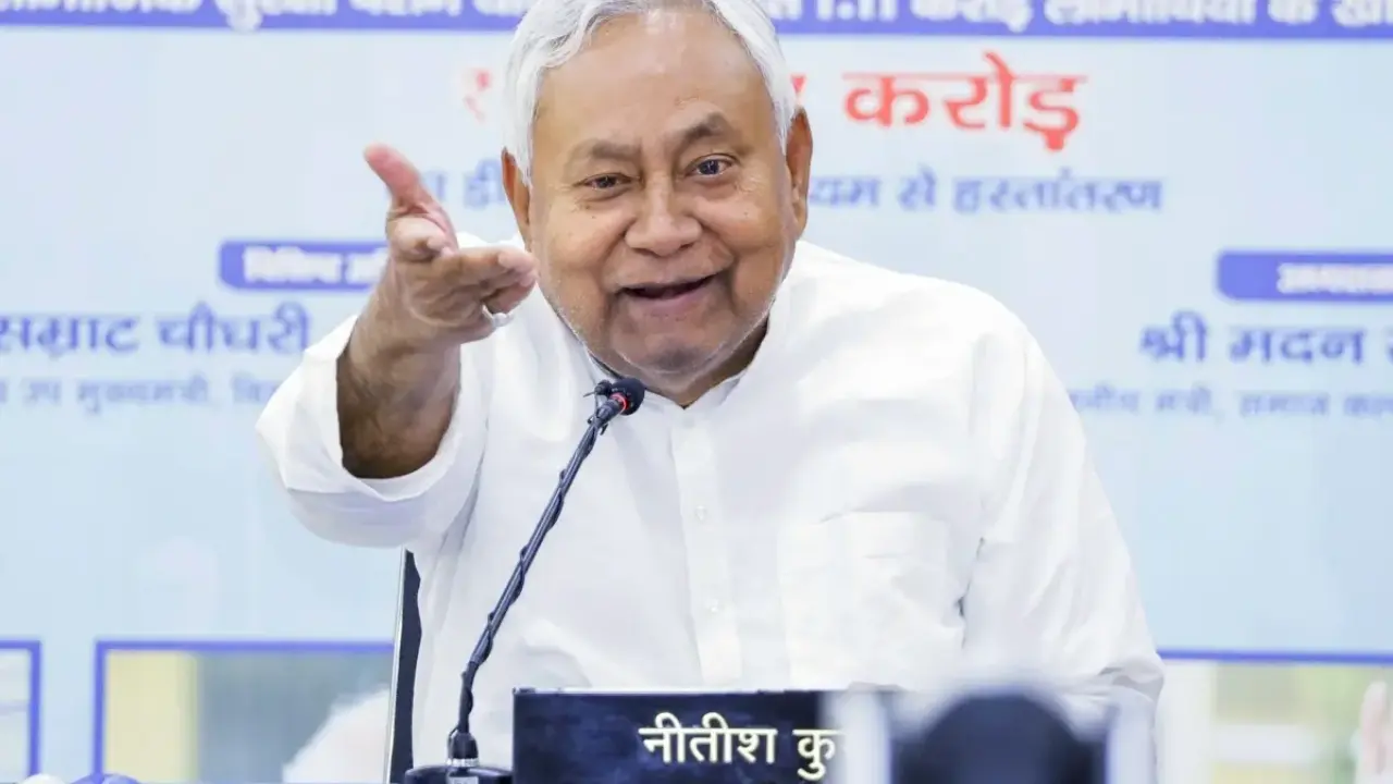 CM नीतीश कुमार का बड़ा ऐलान: ‘महिला रोजगार योजना’ को मिली मंजूरी, इनको मिलेगा आर्थिक सहयोग