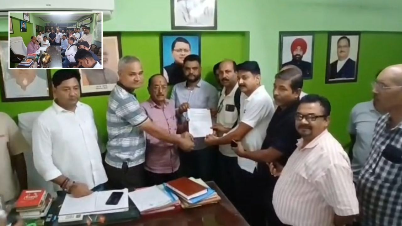Ramnagar News: वाहन फिटनेस पर बढ़ा शुल्क, यूनियन ने जताई नाराजगी, जानें क्या बोले पदाधिकारी Ramnagar News: वाहन फिटनेस पर बढ़ा शुल्क, यूनियन ने जताई नाराजगी, जानें क्या बोले पदाधिकारी