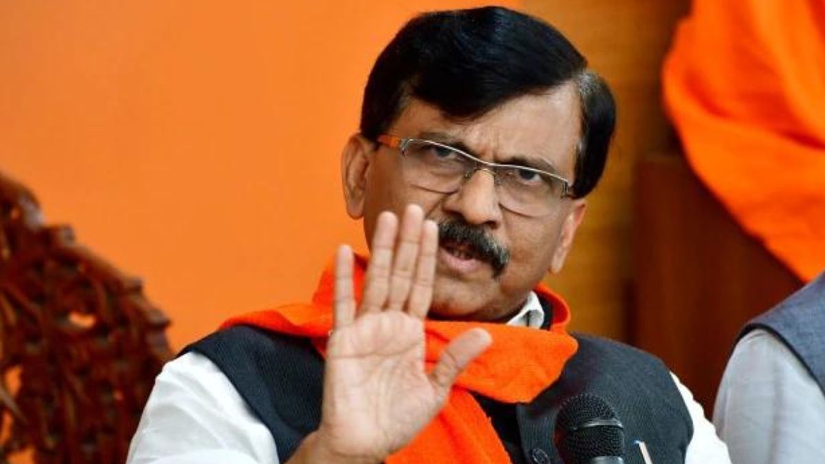 Maharashtra Politics: ‘मंत्रालय बदलने से नहीं बचेगी…’, फडणवीस सरकार पर संजय राउत का बड़ा हमला, कही ये बात Maharashtra Politics: ‘मंत्रालय बदलने से नहीं बचेगी…’, फडणवीस सरकार पर संजय राउत का बड़ा हमला, कही ये बात