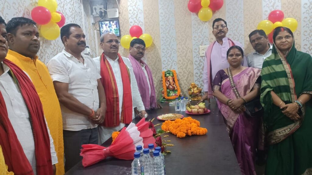 Many dignitaries were present during the event