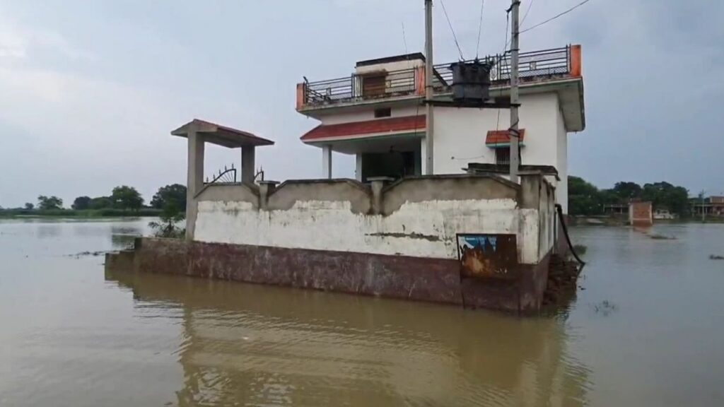 Chandauli Flood