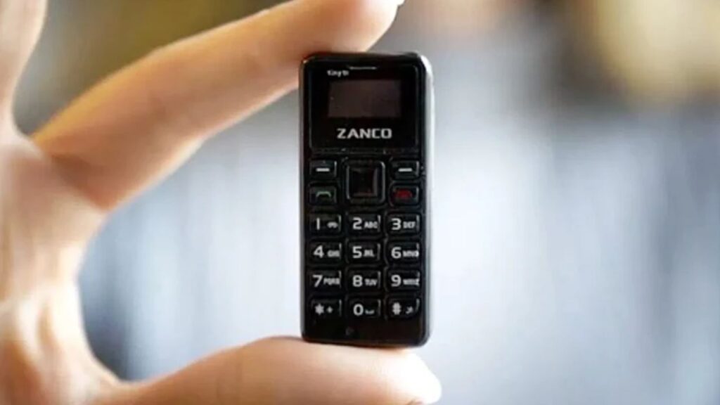 world smallest mobile phones