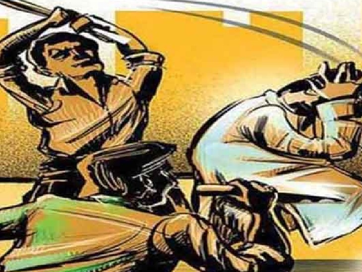 मल्लीताल में दो समूहों में वाहन को लेकर कहासुनी, हाथापाई तक पहुंचा मामला मल्लीताल में दो समूहों में वाहन को लेकर कहासुनी, हाथापाई तक पहुंचा मामला