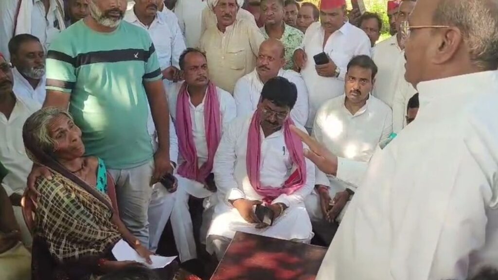 सुकरहर गांव में पहुंचे प्रदेश अध्यक्ष