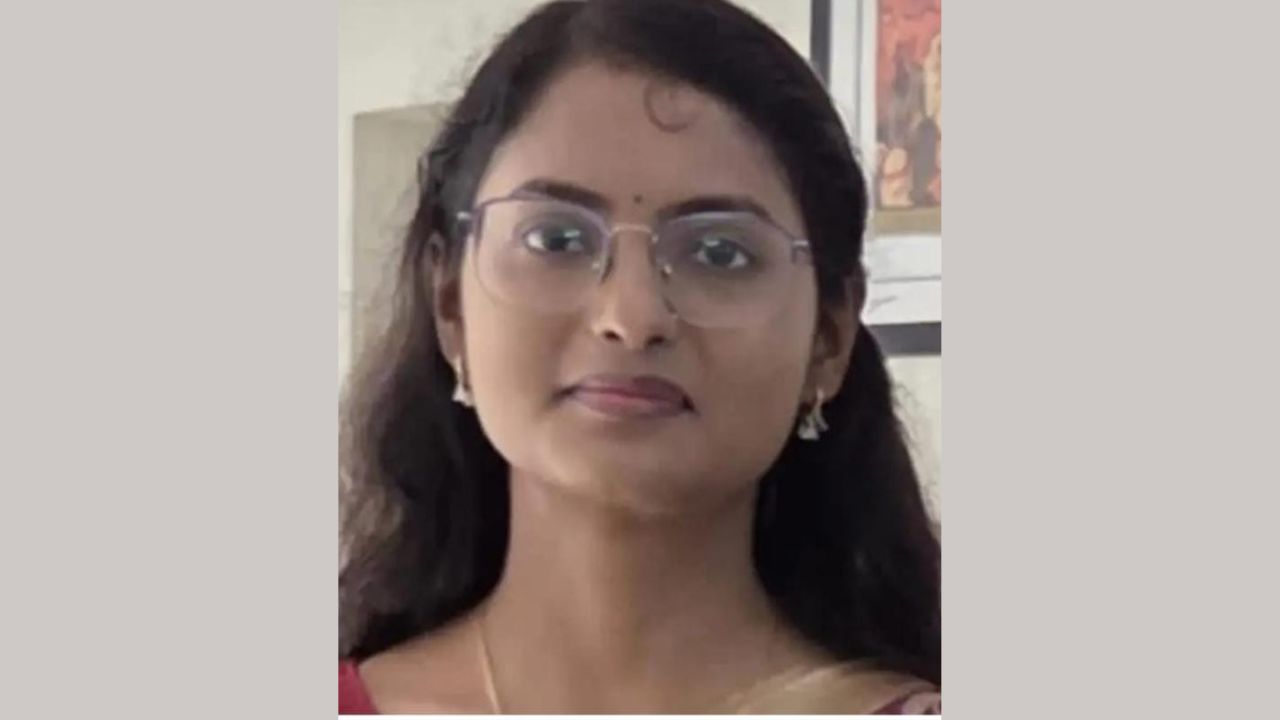 रुद्रपुर तहसील में नम्रता सिंह ने न्यायिक मजिस्ट्रेट का पद संभाला, जानें पूरी खबर