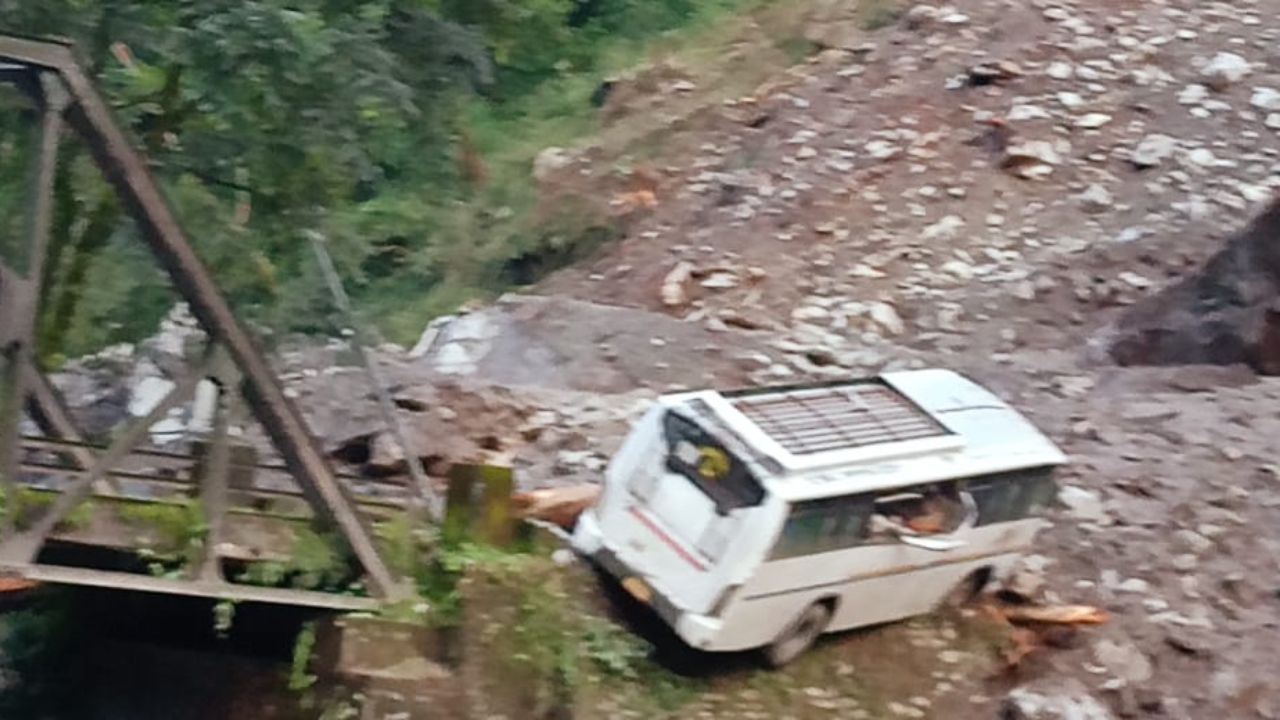 Rudraprayag Crime: गौरीकुंड जंगल में मिली अज्ञात शव से मचा हड़कंप, जांच में जुटी पुलिस