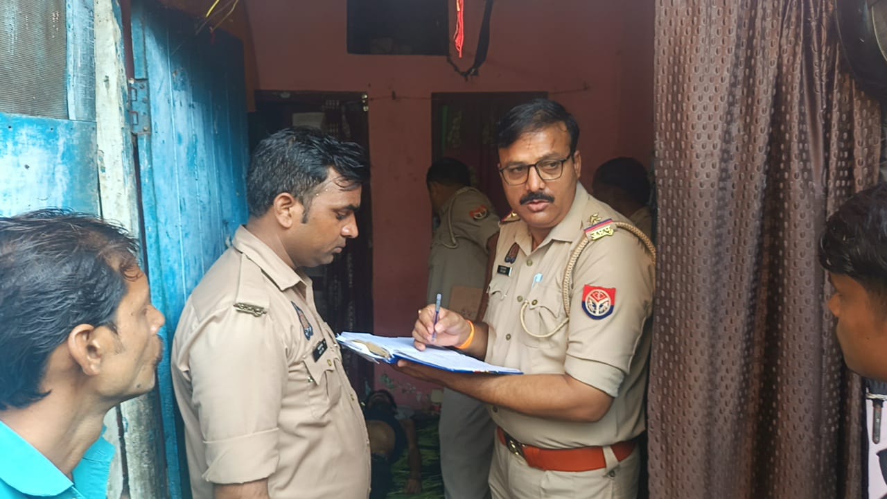 Bijnor Murder: बिजनौर में रिश्ता हुआ शर्मसार, बड़े भाई ने छोटे भाई की गला दबाकर की हत्या