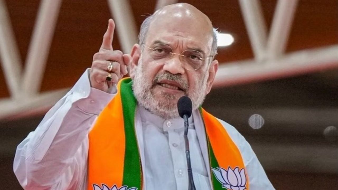 राहुल की यात्रा घुसपैठियों के लिए! बिहार चुनाव से पहले अमित शाह का सियासी वार, वोट चोरी को लेकर कही ये बात