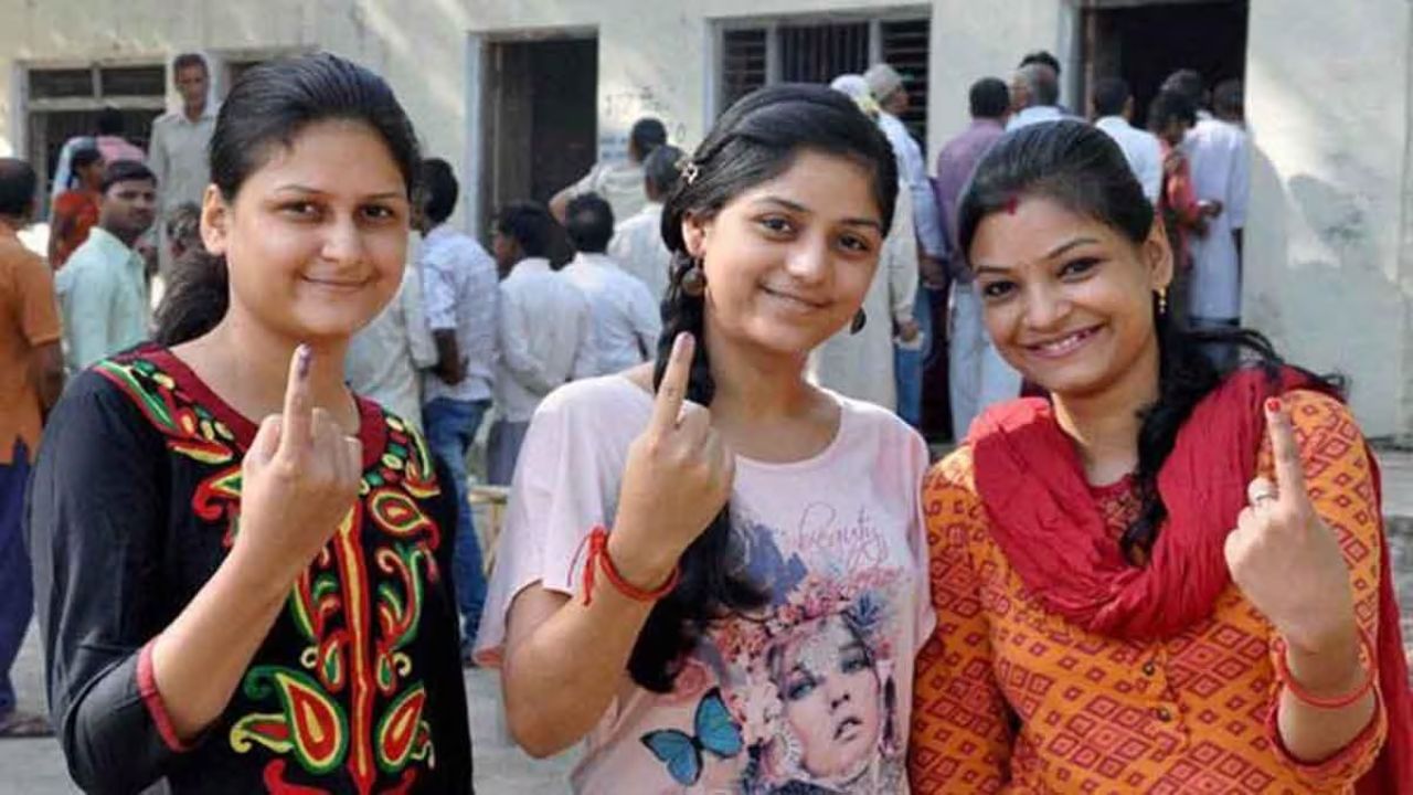 Bihar Election 2025: सड़क बनाम रोज़गार, नई पीढ़ी का बदला एजेंडा, जानें क्या है चुनावी मैदान में नया मोड़