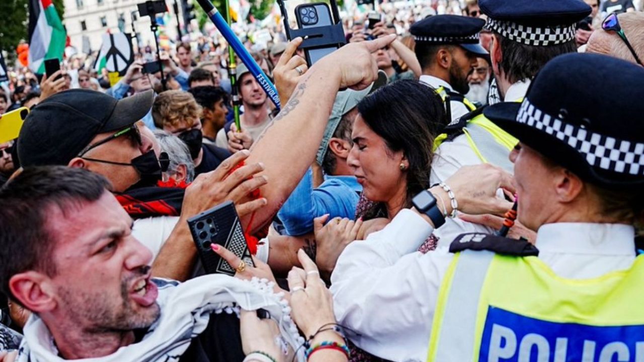Palestine Action Group protests in Britain (Img: Google)