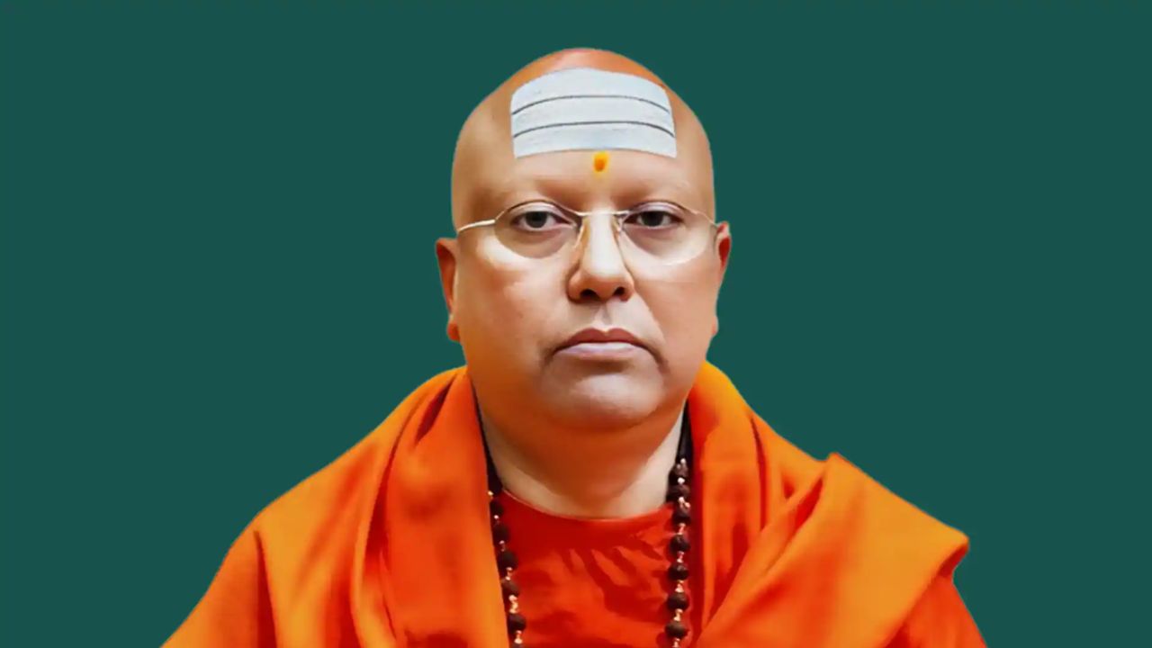 AI से बनी फोटो, फर्जी पद और झूठे दावे: चैतन्यानंद की गिरफ्तारी से उठे सवाल, जानें कैसे हुआ खुलासा