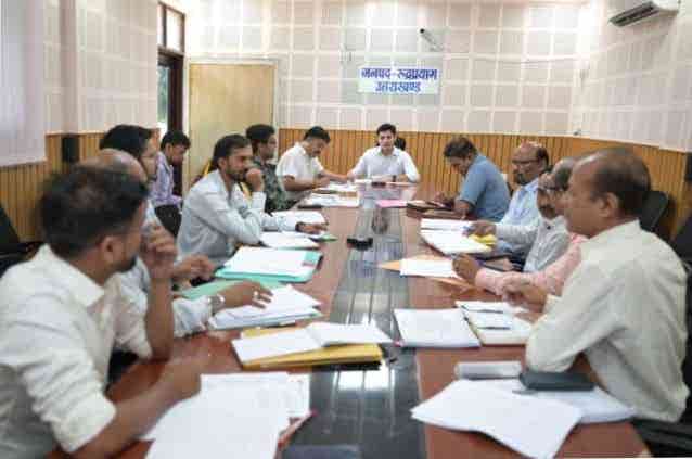 Uttarakhand News: DM के सख्त निर्देश- लापरवाही बर्दाश्त नहीं, जानें क्यों कहा ऐसा