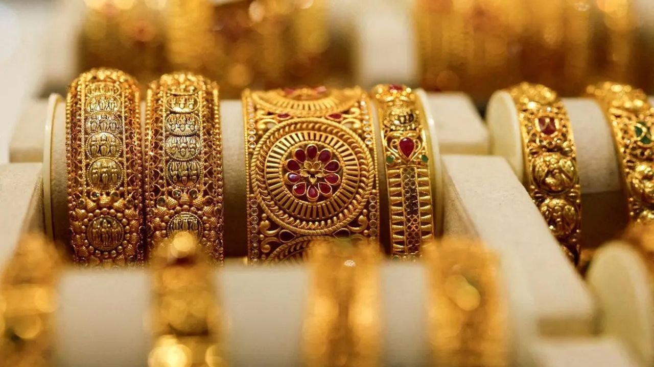 Gold-Silver Price Today: सोने और चांदी के दाम में रोजाना उतार-चढ़ाव, जानें क्या है आज का रेट