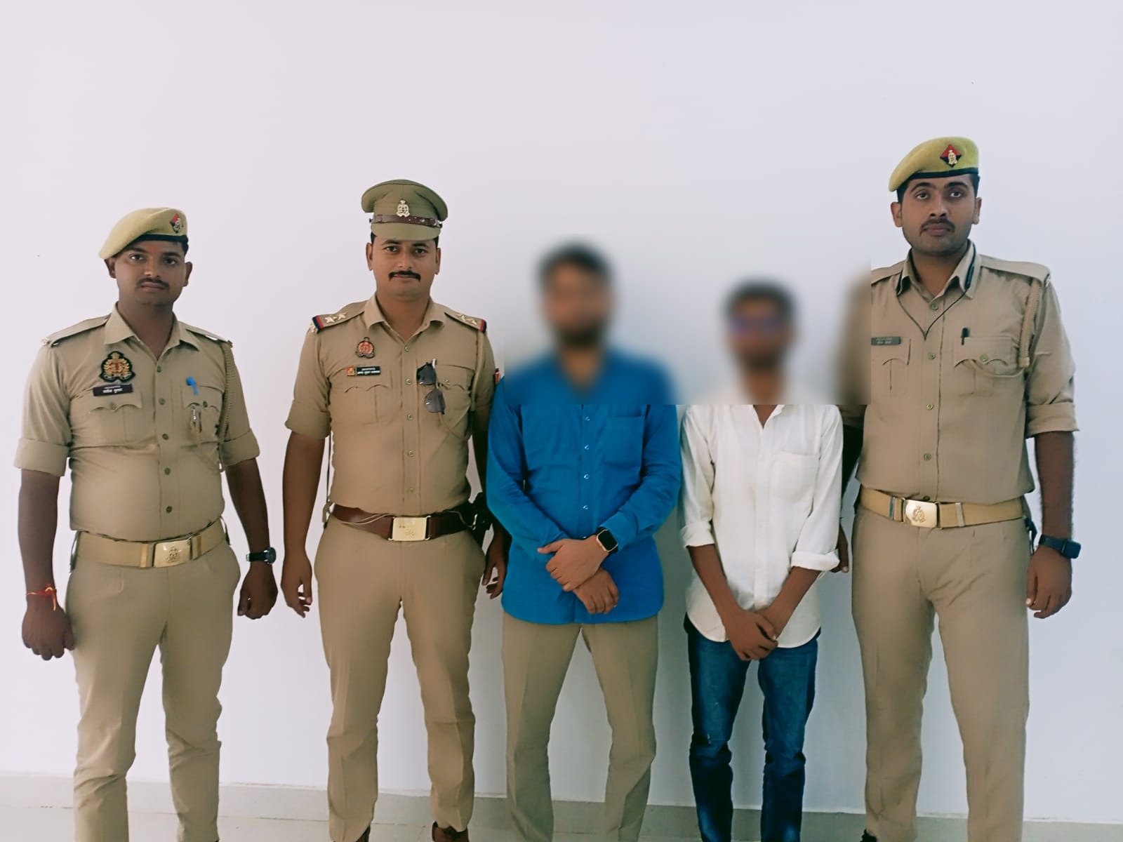 UP Crime: गोरखपुर अवैध दस्तावेजों से हेल्थ इंश्योरेंस कंपनी से करोड़ों की धोखाधड़ी का भंडाफोड़, 2 आरोपी गिरफ्तार