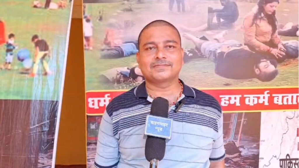 Pandal maker Rakesh Prajapati