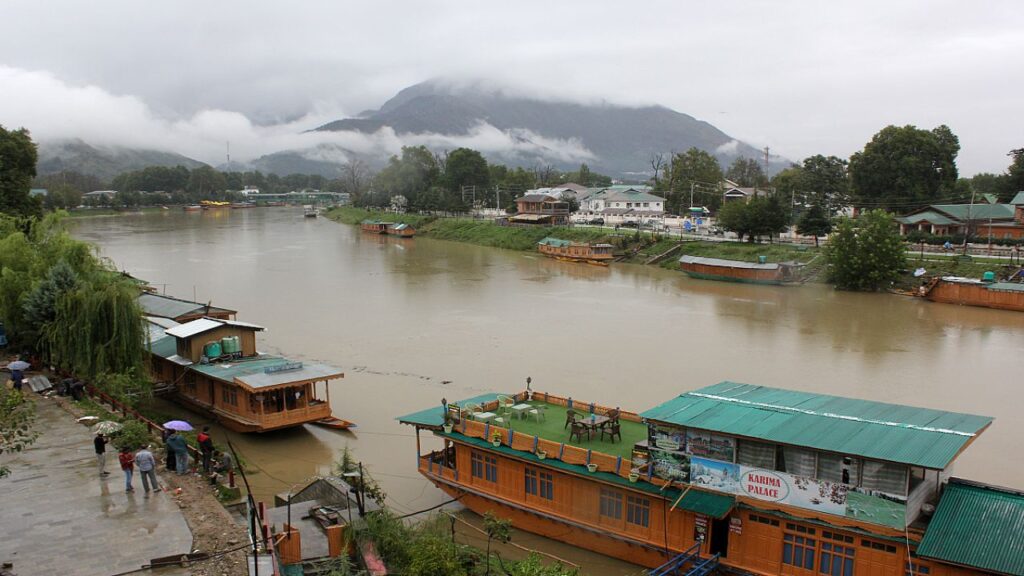 Schools will reopen after the rain