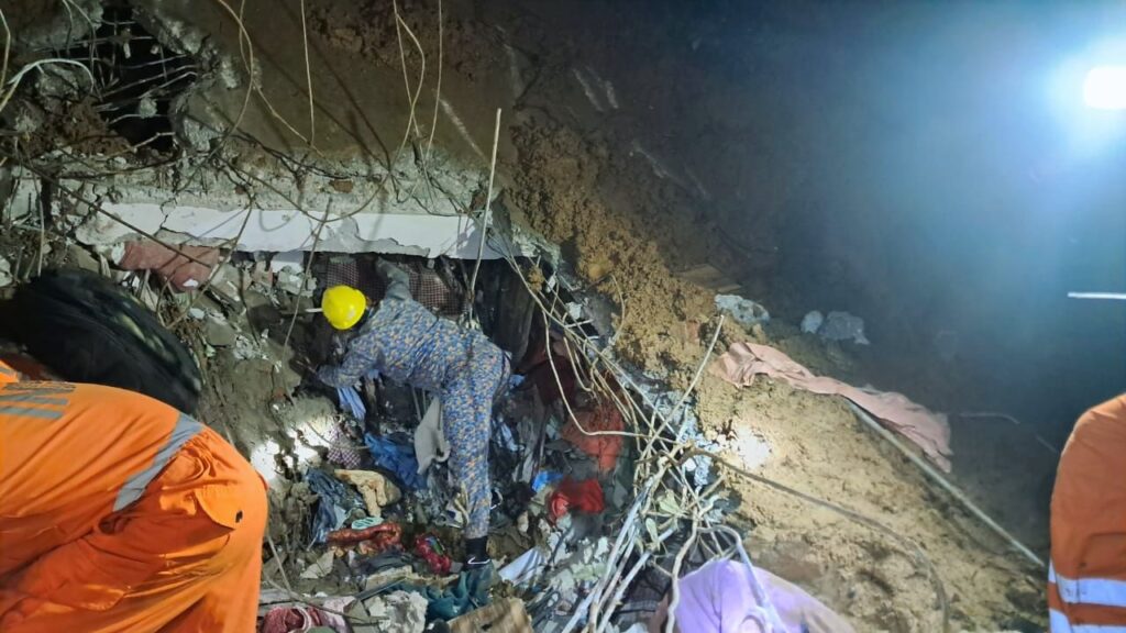 Rescue operation continues after landslide in Mandi